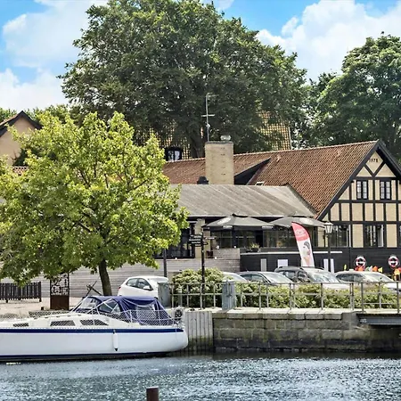 30171-odder-pouli-nielsensvej-71 * Beder